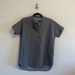 Figs Manila Scrub Top